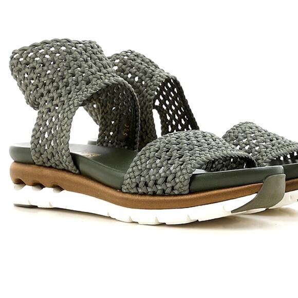Salvatore Ferragamo Shoes - NEW SALVATORE FERRAGAMO Green Edam Braided Sandals